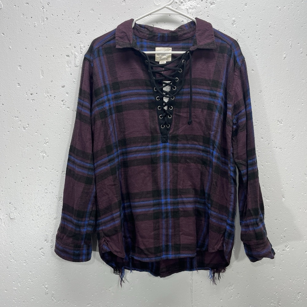 American Eagle Womens Medium Top NWT Purple Plaid Flannel‎ Distressed Lace Up